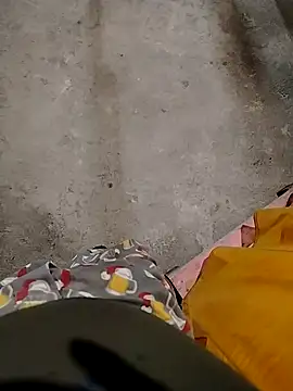 Snapshot of Alaver2587 chatting on February 22, 2026, 2:58 am Alaver2587 online show from February 22, 2026, 2:58 am