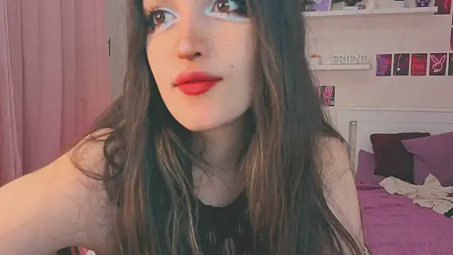 Snapshot of kamila_blush chatting on September 17, 2025, 9:50 pm kamila blush online show from September 17, 2025, 9:50 pm