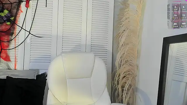 Snapshot of miilo_wolf chatting on October 23, 2025, 1:32 pm miilo wolf online show from October 23, 2025, 1:32 pm