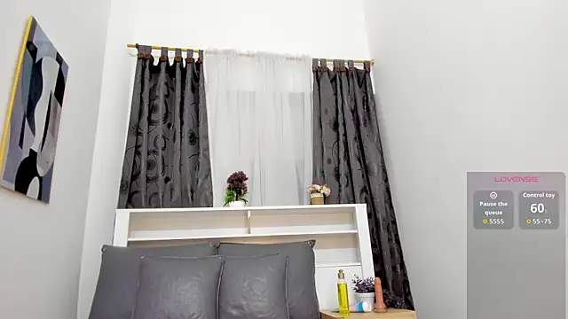 Snapshot of Mistt_Mia chatting on April 19, 2026, 12:17 pm Mistt Mia online show from April 19, 2026, 12:17 pm