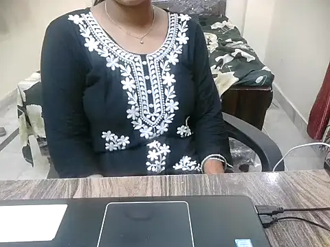 lusty kaira online show from July 4, 2026, 10:21 am
