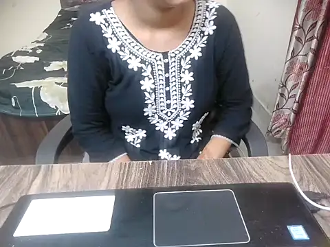 lusty kaira online show from July 24, 2026, 5:58 am