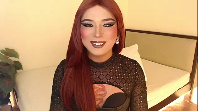 Snapshot of mslilly_croft chatting on December 4, 2025, 3:44 pm mslilly croft online show from December 4, 2025, 3:44 pm