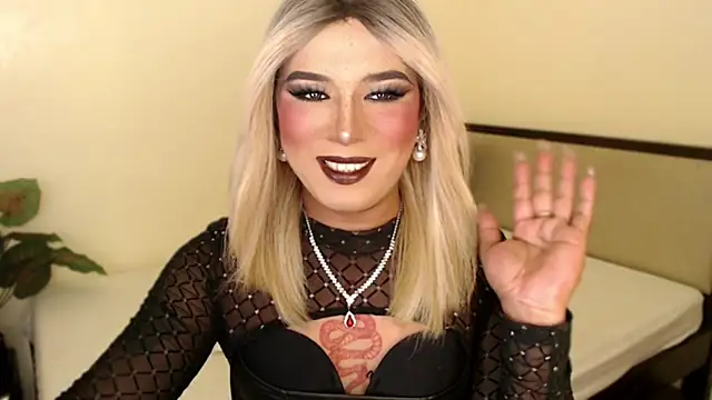 Snapshot of mslilly_croft chatting on November 28, 2025, 7:30 am mslilly croft online show from November 28, 2025, 7:30 am