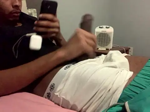 Snapshot of Insurance-03 chatting on January 10, 2026, 12:17 am Insurance-03 online show from January 10, 2026, 12:17 am