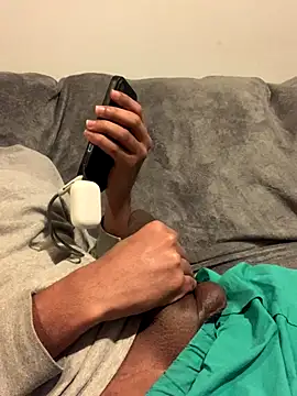 Snapshot of Insurance-03 chatting on December 17, 2025, 7:46 am Insurance-03 online show from December 17, 2025, 7:46 am