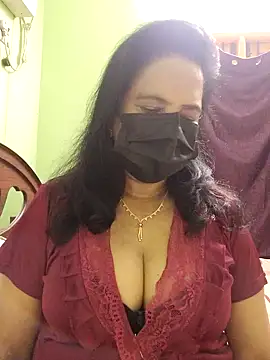 mallu-lover online show from February 5, 2026, 3:41 pm