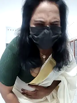 Snapshot of mallu-lover chatting on May 3, 2026, 1:58 pm mallu-lover online show from May 3, 2026, 1:58 pm