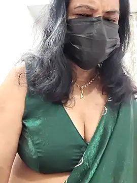 Snapshot of mallu-lover chatting on May 9, 2026, 10:57 pm mallu-lover online show from May 9, 2026, 10:57 pm
