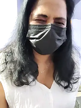 Snapshot of mallu-lover chatting on April 8, 2026, 9:27 pm mallu-lover online show from April 8, 2026, 9:27 pm