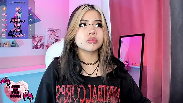 pinkk deemon online show from November 8, 2025, 1:14 pm