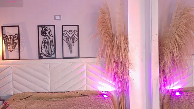 amy miller1 online show from December 5, 2025, 8:06 pm