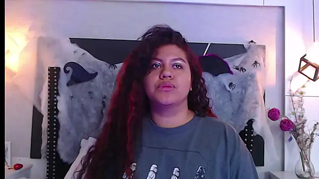 CloeStron online show from October 24, 2025, 11:31 am