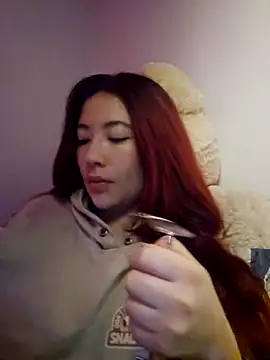 lunnaa  online show from February 7, 2026, 10:45 am