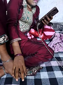 Snapshot of desimalai28 chatting on February 28, 2026, 6:29 pm desimalai28 online show from February 28, 2026, 6:29 pm