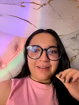 sara roy04  online show from September 24, 2025, 4:08 am