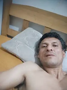 luislimafuego online show from March 6, 2026, 6:41 am