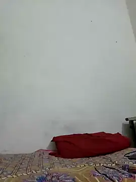 Snapshot of yashuuuu021 chatting on May 8, 2026, 5:39 pm yashuuuu021 online show from May 8, 2026, 5:39 pm