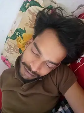 yashuuuu021 online show from November 7, 2025, 10:20 am