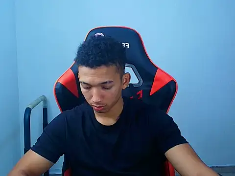 Snapshot of JuanchiT66 chatting on September 20, 2025, 3:22 am JuanchiT66 online show from September 20, 2025, 3:22 am