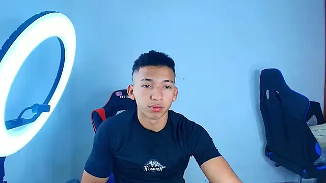 Snapshot of JuanchiT66 chatting on October 14, 2025, 6:36 am JuanchiT66 online show from October 14, 2025, 6:36 am