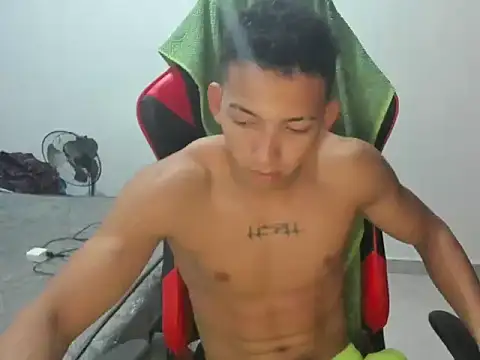 Snapshot of JuanchiT66 chatting on November 27, 2025, 6:25 am JuanchiT66 online show from November 27, 2025, 6:25 am