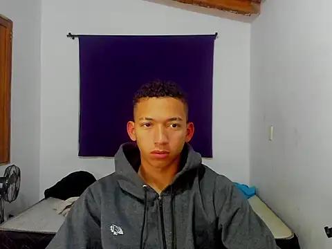 Snapshot of JuanchiT66 chatting on October 2, 2025, 5:55 am JuanchiT66 online show from October 2, 2025, 5:55 am