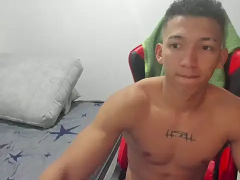 Snapshot of JuanchiT66 chatting on December 18, 2025, 6:40 am JuanchiT66 online show from December 18, 2025, 6:40 am