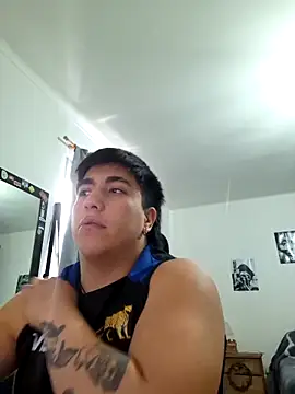 Snapshot of Tierno_vale chatting on June 17, 2026, 6:51 pm Tierno vale online show from June 17, 2026, 6:51 pm