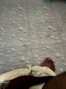 Snapshot of NoddingScorpion chatting on October 18, 2025, 3:41 am NoddingScorpion online show from October 18, 2025, 3:41 am