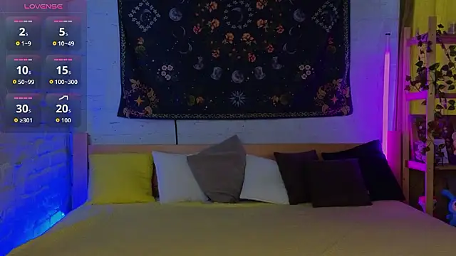 Snapshot of Bekky_Hammon chatting on February 24, 2026, 4:57 am Bekky Hammon online show from February 24, 2026, 4:57 am