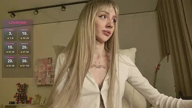 Snapshot of Lunainnk chatting on February 13, 2026, 1:38 am Lunainnk online show from February 13, 2026, 1:38 am