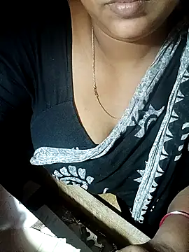 Snapshot of suparnadas141414 chatting on November 3, 2025, 3:12 am suparnadas141414 online show from November 3, 2025, 3:12 am