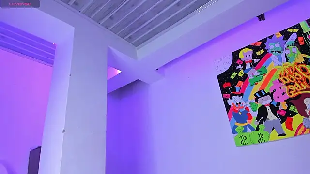 MiaVillalobos online show from February 3, 2026, 1:49 am