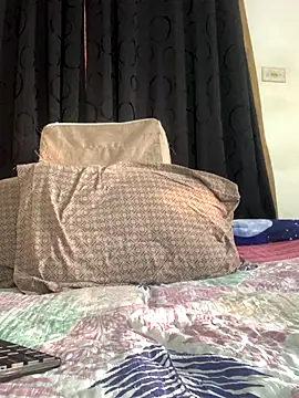 Snapshot of JamesDeker chatting on November 20, 2025, 11:33 am JamesDeker online show from November 20, 2025, 11:33 am