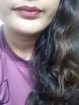 Snapshot of Cute_pinkii chatting on November 19, 2025, 7:36 pm Cute pinkii online show from November 19, 2025, 7:36 pm