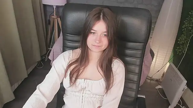 Enny Kris online show from September 21, 2025, 10:09 am