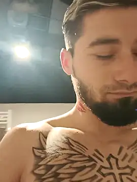 Snapshot of Negrila25 chatting on February 9, 2026, 7:06 am Negrila25 online show from February 9, 2026, 7:06 am