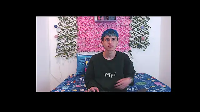 Snapshot of iam_lukas__ chatting on September 19, 2025, 4:38 am iam lukas online show from September 19, 2025, 4:38 am