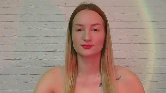 Snapshot of Alice_Sweet_01 chatting on December 2, 2025, 3:03 pm Alice Sweet 01 online show from December 2, 2025, 3:03 pm