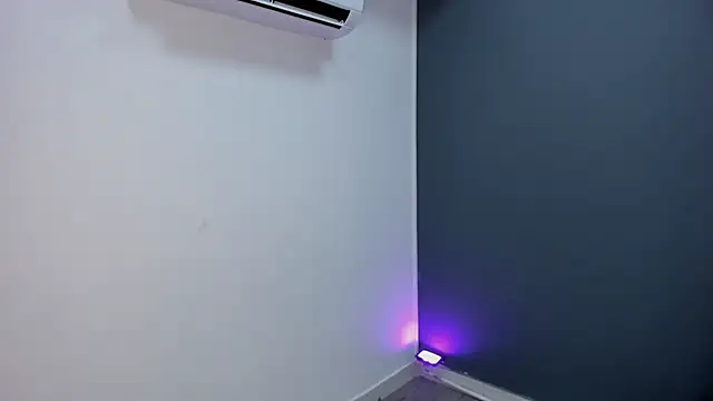 Snapshot of stephane_rouss chatting on November 21, 2025, 8:08 pm stephane rouss online show from November 21, 2025, 8:08 pm