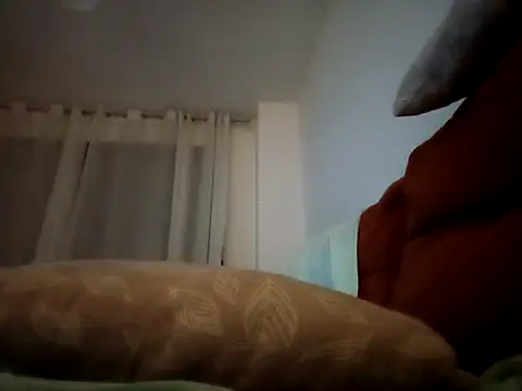 Snapshot of Feistysausage chatting on September 10, 2025, 8:19 pm Feistysausage online show from September 10, 2025, 8:19 pm