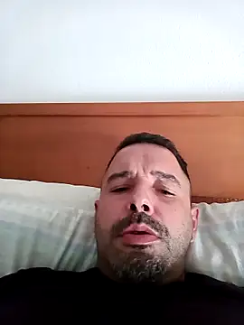 Snapshot of Feistysausage chatting on October 26, 2025, 11:10 am Feistysausage online show from October 26, 2025, 11:10 am