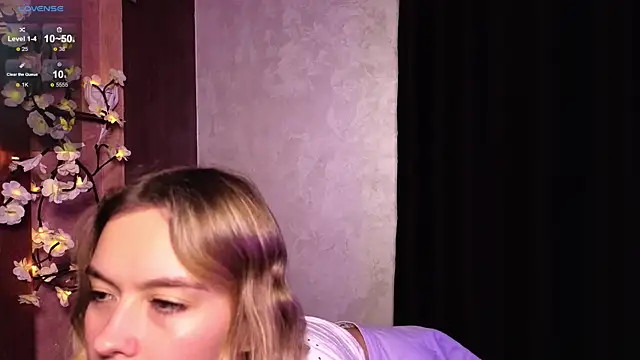 Snapshot of DemonaCast chatting on September 30, 2025, 2:01 pm DemonaCast online show from September 30, 2025, 2:01 pm