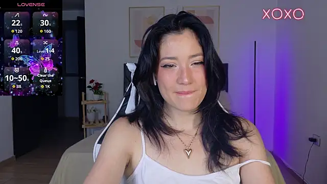 Snapshot of Eliih_01 chatting on October 19, 2025, 2:58 am Eliih 01 online show from October 19, 2025, 2:58 am