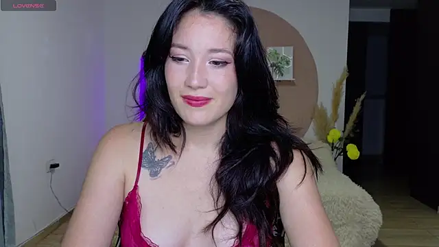 Eliih 01 online show from April 14, 2026, 3:00 am