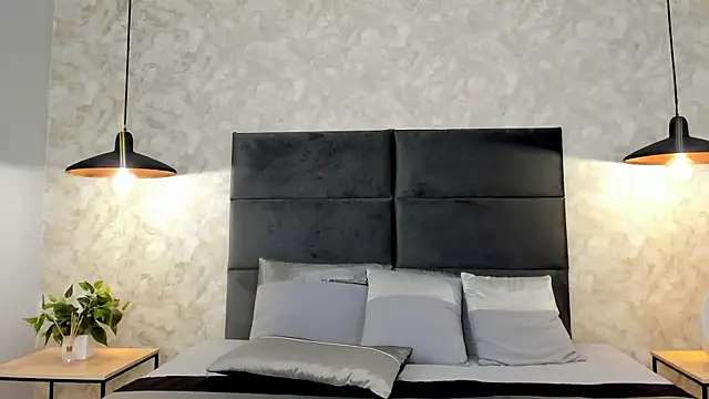 Snapshot of RaphaelDufort chatting on November 7, 2025, 11:08 pm RaphaelDufort online show from November 7, 2025, 11:08 pm