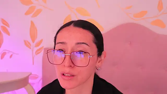 Snapshot of Ginevra_esposito chatting on March 31, 2026, 12:51 pm Ginevra esposito online show from March 31, 2026, 12:51 pm