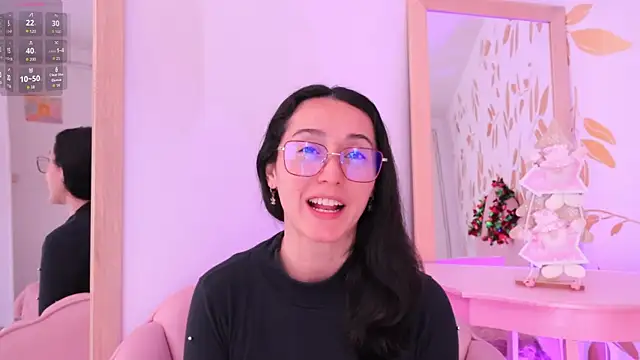 Snapshot of Ginevra_esposito chatting on December 18, 2025, 12:42 pm Ginevra esposito online show from December 18, 2025, 12:42 pm