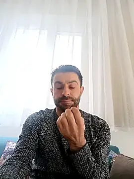 alex10alexx online show from February 2, 2026, 7:51 am